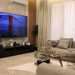  شقة So Sweet -altawun 3br - With Balcony Garden View - الاقامة الجميلة - شقة فندقية فاخرة - بلكونه مطله ع الحديقه المملكة العربية السعودية